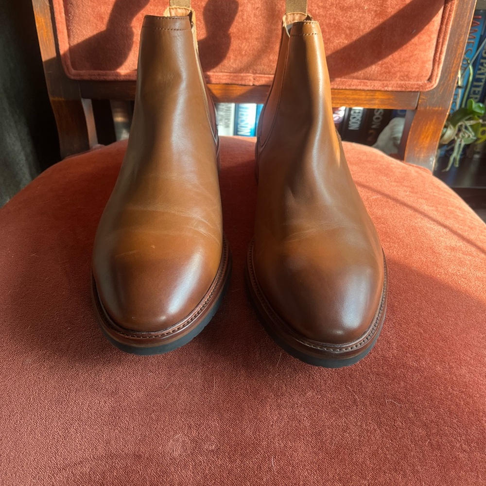 Men's Brown Leather Berkshire Lug Cap Toe Chelsea Boots